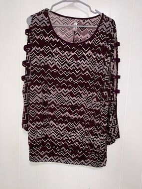 Perseption Burgundy Geometric Cold-Shoulder Top